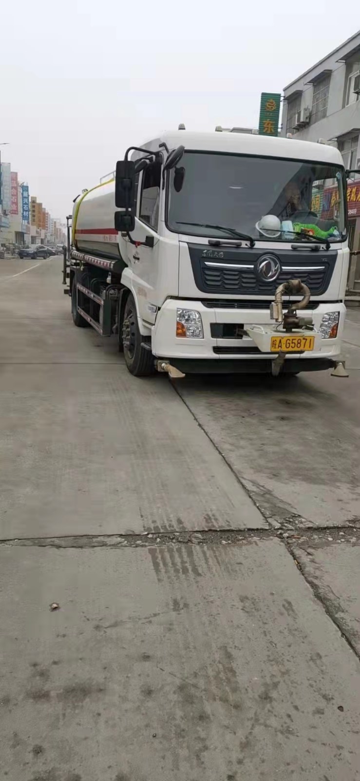 0.jpg